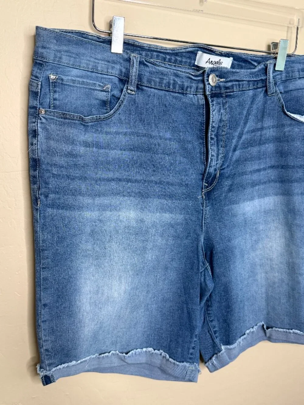 Angel Cuffed Long Bermuda Shorts Size 22W #76